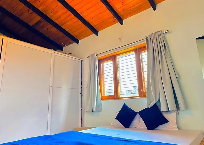 Eze Nof - A Hilltop Villa With 360º Water View Nashik